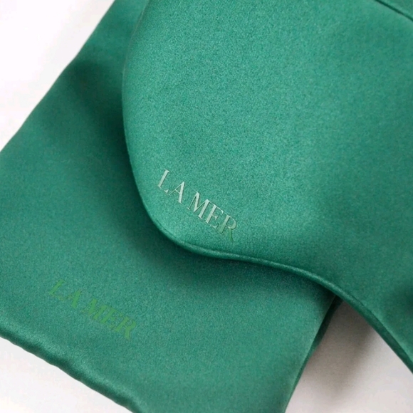 La Mer Silk Sleeping Mask with Eye Cream Set! - Picture 3 of 5